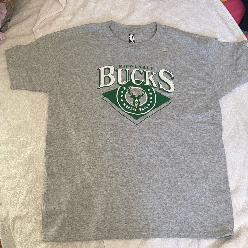 NBA Gray Milwaukee Bucks T-Shirt